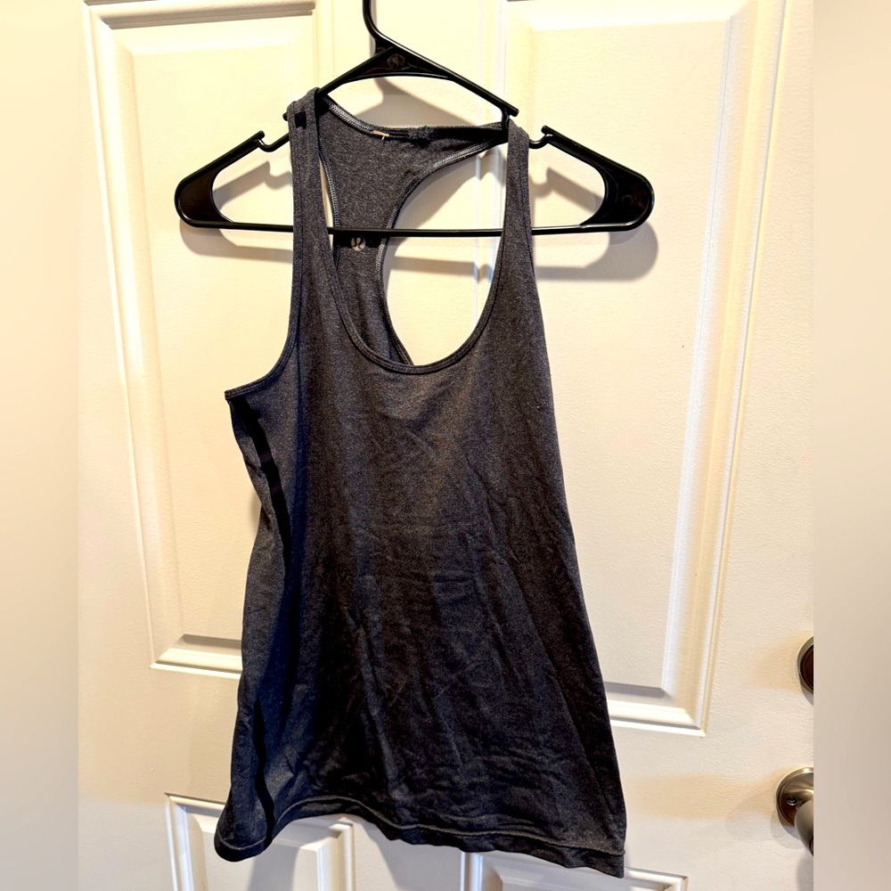 Lululemon women’s racerback tank, grey, size 6